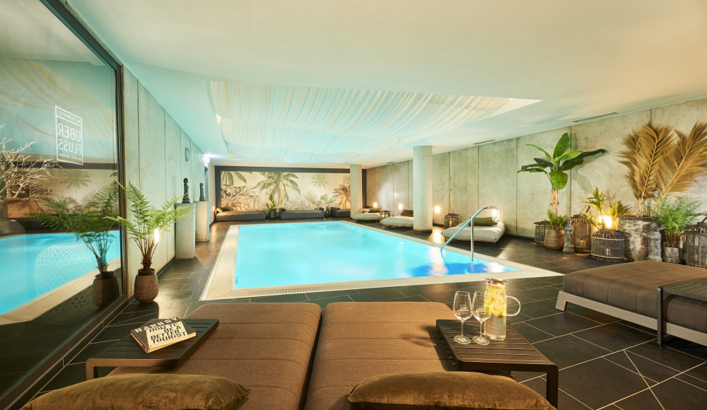 © ÜberFluss Hotelbetriebsgesellschaft mbH | Designhotel Ueberfluss Pool | 